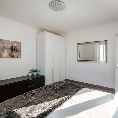La Vista Del Lago - By Myhomeincomo Apartamento Carate Urio